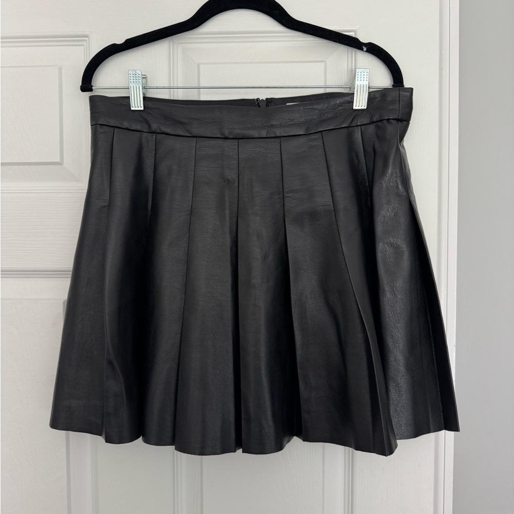 Sundeh Black Skater Skirt